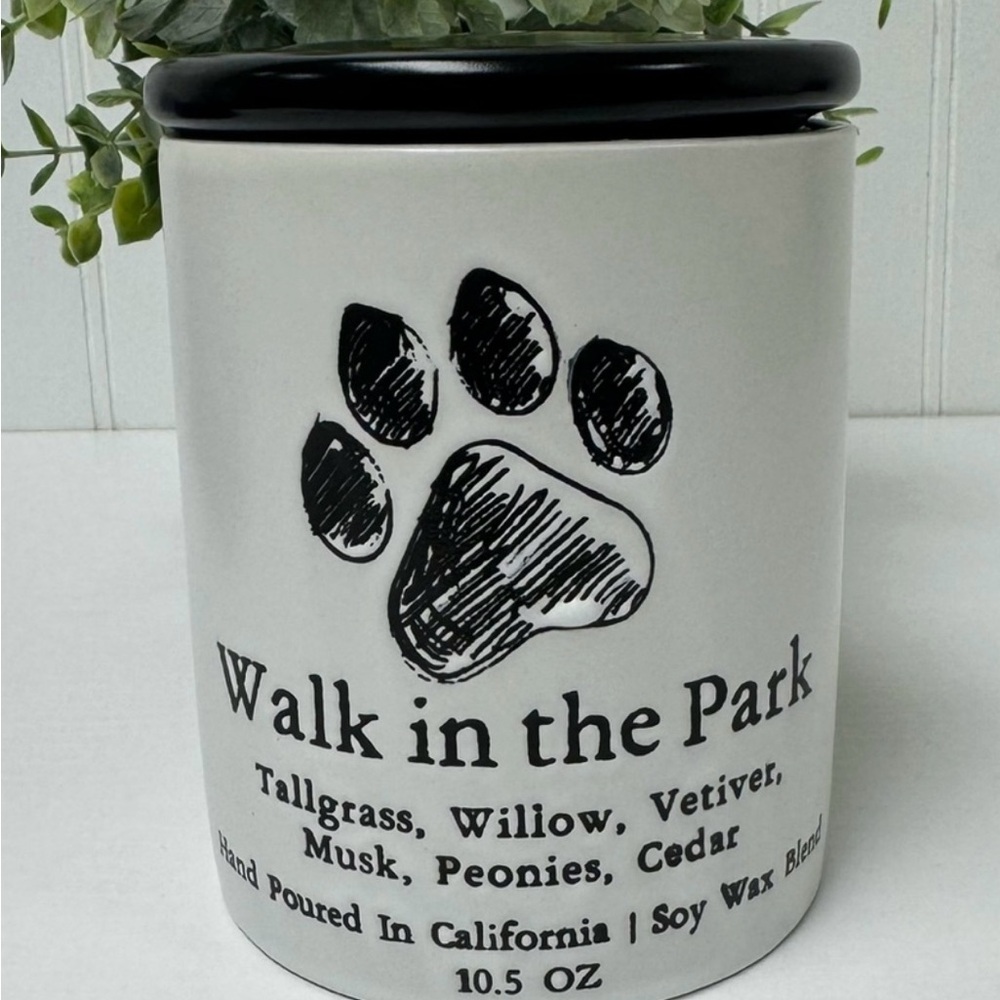 Walk in the Park Soy Wax Candle - Black and White